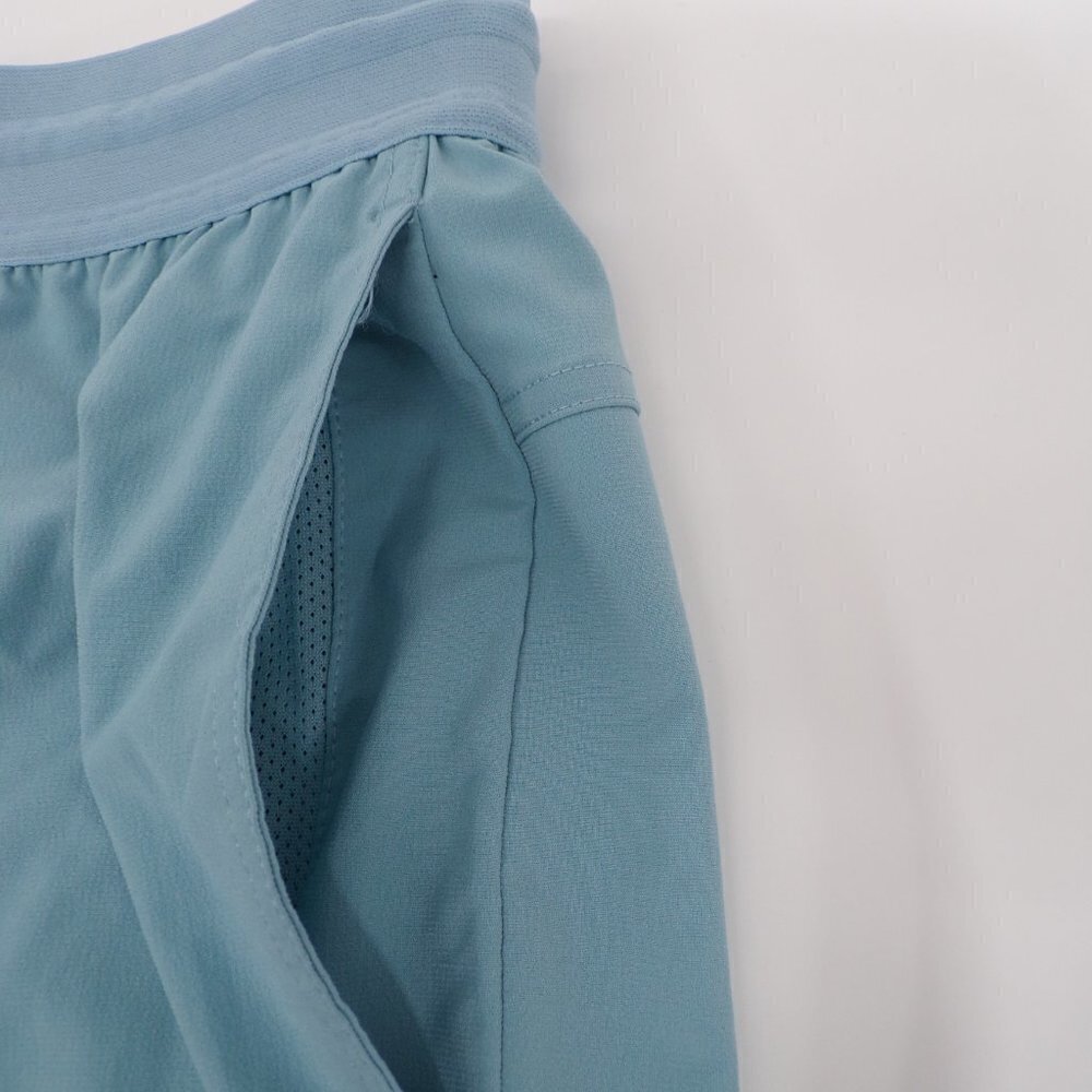 Nike Women's Yoga Dri-Fit Drawstring Waist Shorts - size S - Picture 2 of 9